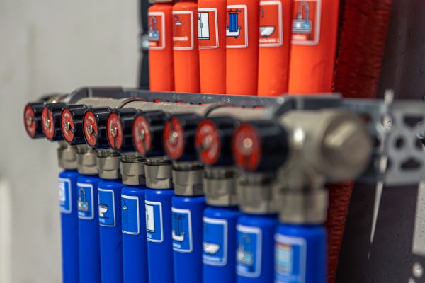 Cylinder re-testing facility gallery image 2